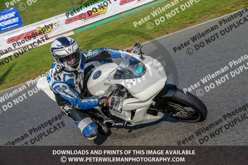 PJM Wedding Photography;enduro digital images;event digital images;eventdigitalimages;mallory park;mallory park photographs;mallory park trackday;mallory park trackday photographs;no limits trackdays;peter wileman photography;racing digital images;trackday digital images;trackday photos